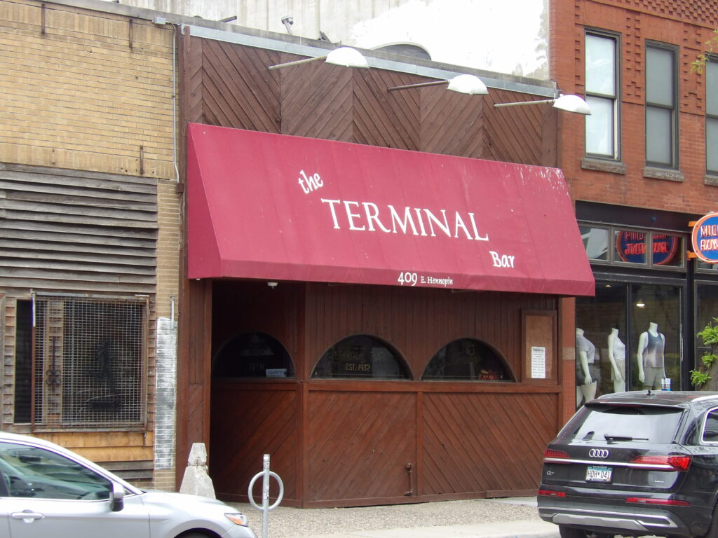 Terminal Bar