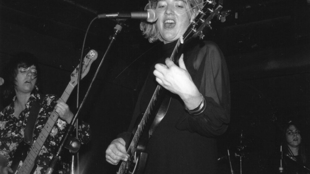 Zuzu's Petals • Mpls MN • Uptown Bar • photo: J.Free