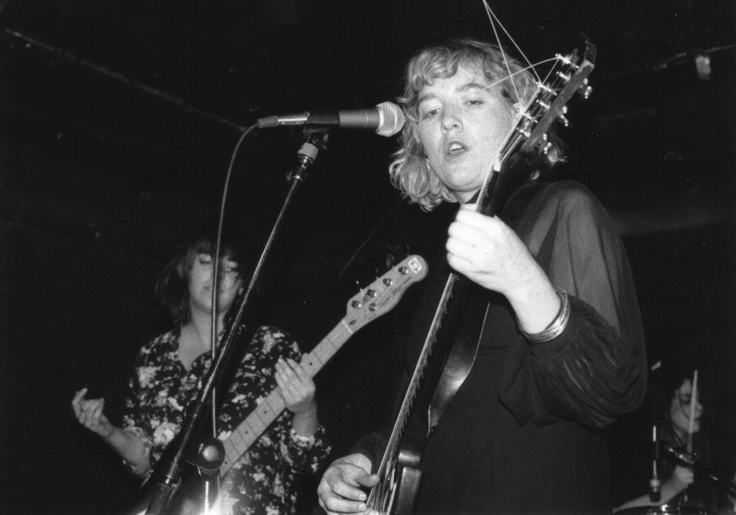 Zuzu's Petals • Mpls MN • Uptown Bar • photo: ©J.Free; 1991